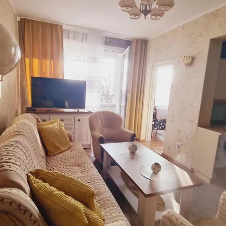 Polonia 618 Z Widokiem Na Port Radissoon - 5d 아파트 코워브제크